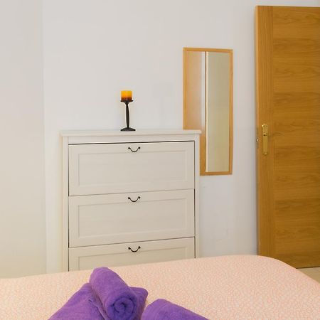 Malama Apartamentos Turisticos マラガ エクステリア 写真